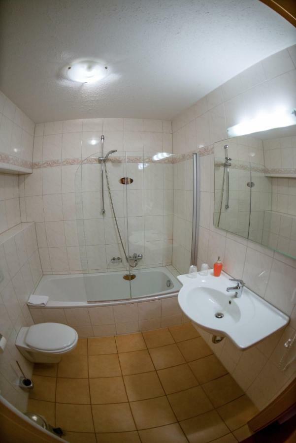 Landhotel Aschenbrenner Freudenberg  Екстериор снимка